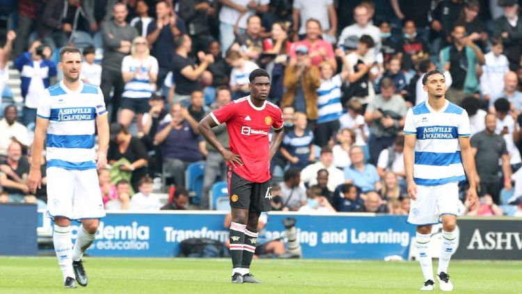 QPR Bantai Manchester United 4-2