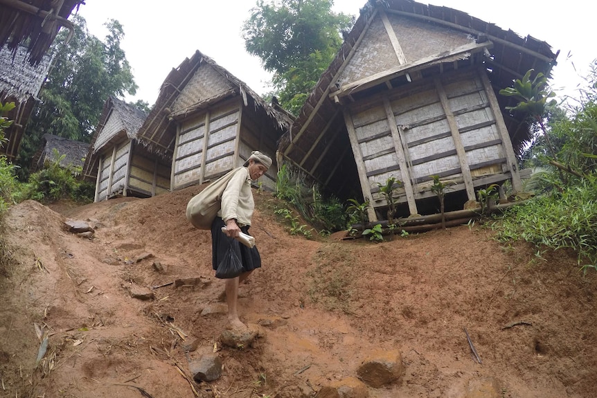 Vaksinasi di Perkampungan Baduy Tanpa Peserta