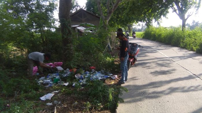 Ulah Siapa? Limbah Medis Vaksin Covid-19 Berserakan di Bekasi