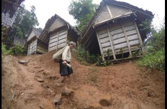 Vaksinasi di Perkampungan Baduy Tanpa Peserta