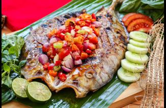 Gurih, Pedas, dan Segar Serta Aroma nan Menggoda dari Ikan Bakar Dabu-dabu