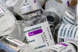 Guys, EMA Catat 4 Efek Samping dari Vaksin AstraZeneca