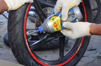 Ban Tubeless Anda Sering Kempes? Ini Penyebabnya