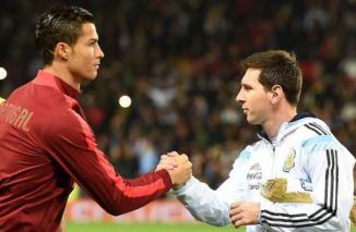 Messi Mendekat, CR 7 Masih Kukuh Puncaki Daftar Pencetak Gol Terbanyak di Pentas Internasional