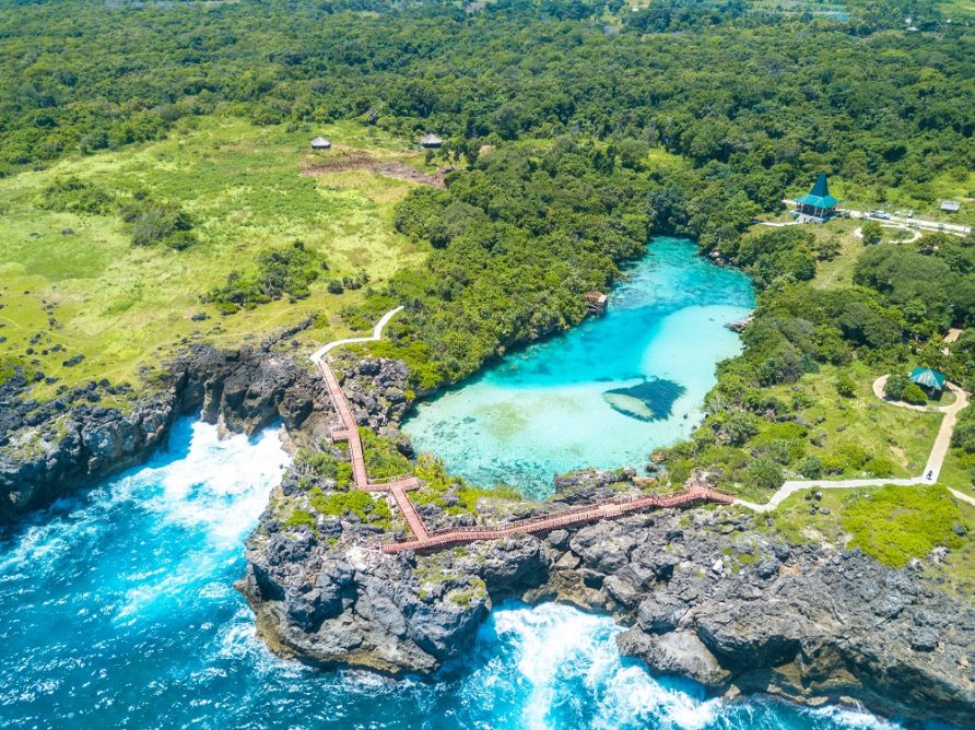 Danau Weekuri, Si Cantik di Kerimbunan Pepohonan Sumba Barat Daya