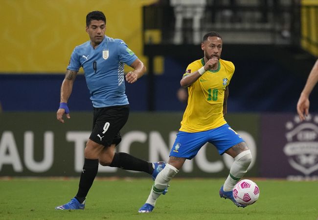 Usai Dipermak Argentina, Uruguay Digunduli Brasil 4-1