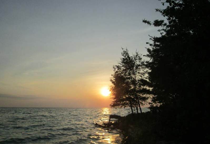 Pulau Cangke, Eksotisme Bahari Berpadu Sunset Memukau