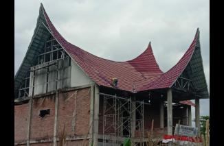 Mangkrak Sejak 2011, Pembangunan Rumah Gadang IKBK NTB Dilanjutkan