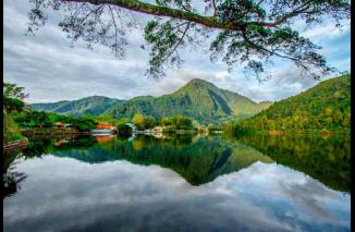 Telaga Sarangan, Pesona dari Lereng Gunung Lawu