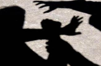 Gegara "Cerita" Tidur Bareng, Siswa SMA Babak Belur Dikeroyok 3 Teman Ceweknya