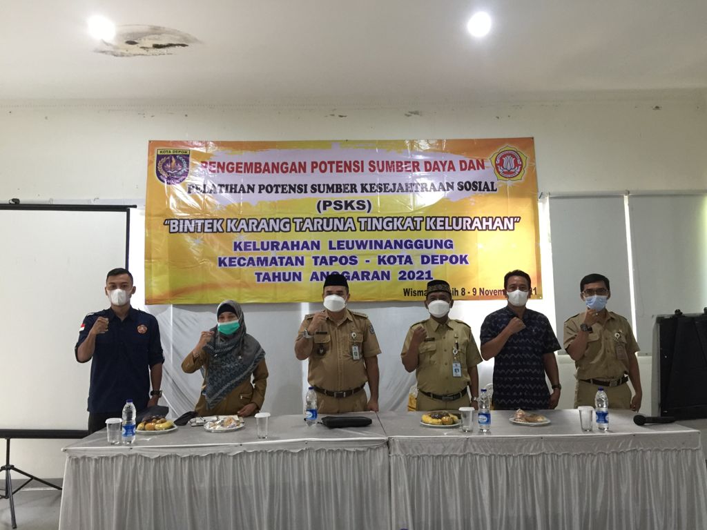 Kelurahan Leuwinanggung Gelar Pelatihan Karang Taruna