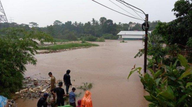 Curah Hujan di Atas Normal, Banjir dan Longsor Hajar Depok