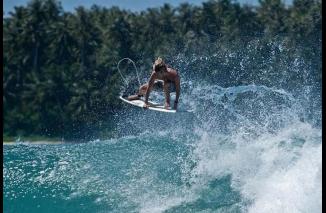 Pantai Sorake, Pesona Kelas Dunia di Nias Selatan