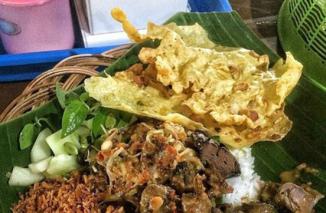Kuliner di Lumajang? Pecel Telo Jagoannya