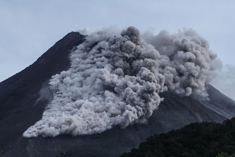 3 dari 10 Gunung Berapi Teraktif di Dunia Ada di Indonesia