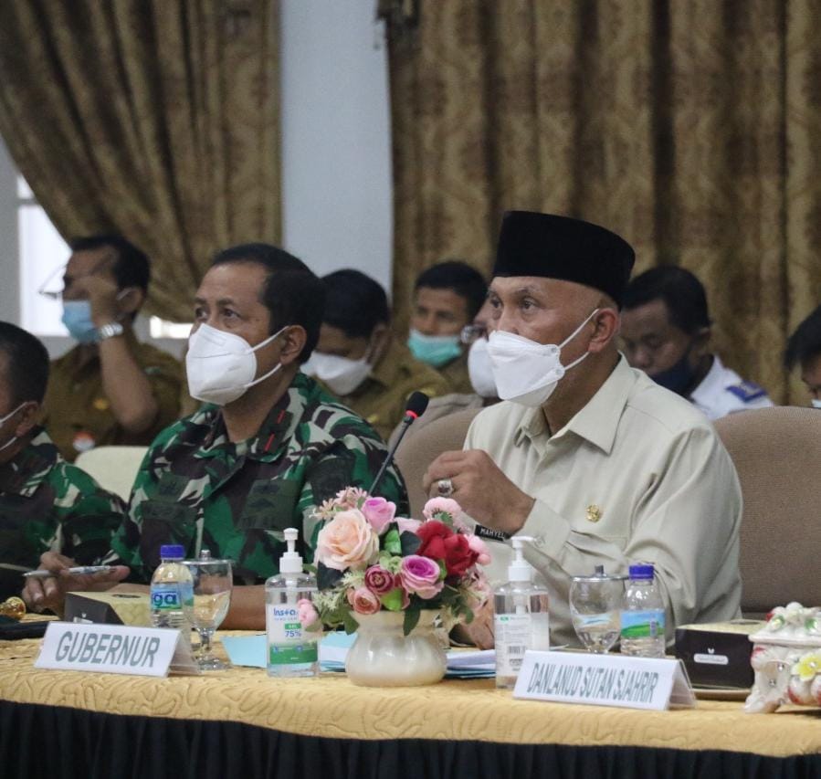 Umroh dari Gubernur Sumbar untuk Desa Terbaik dalam Vaksinasi