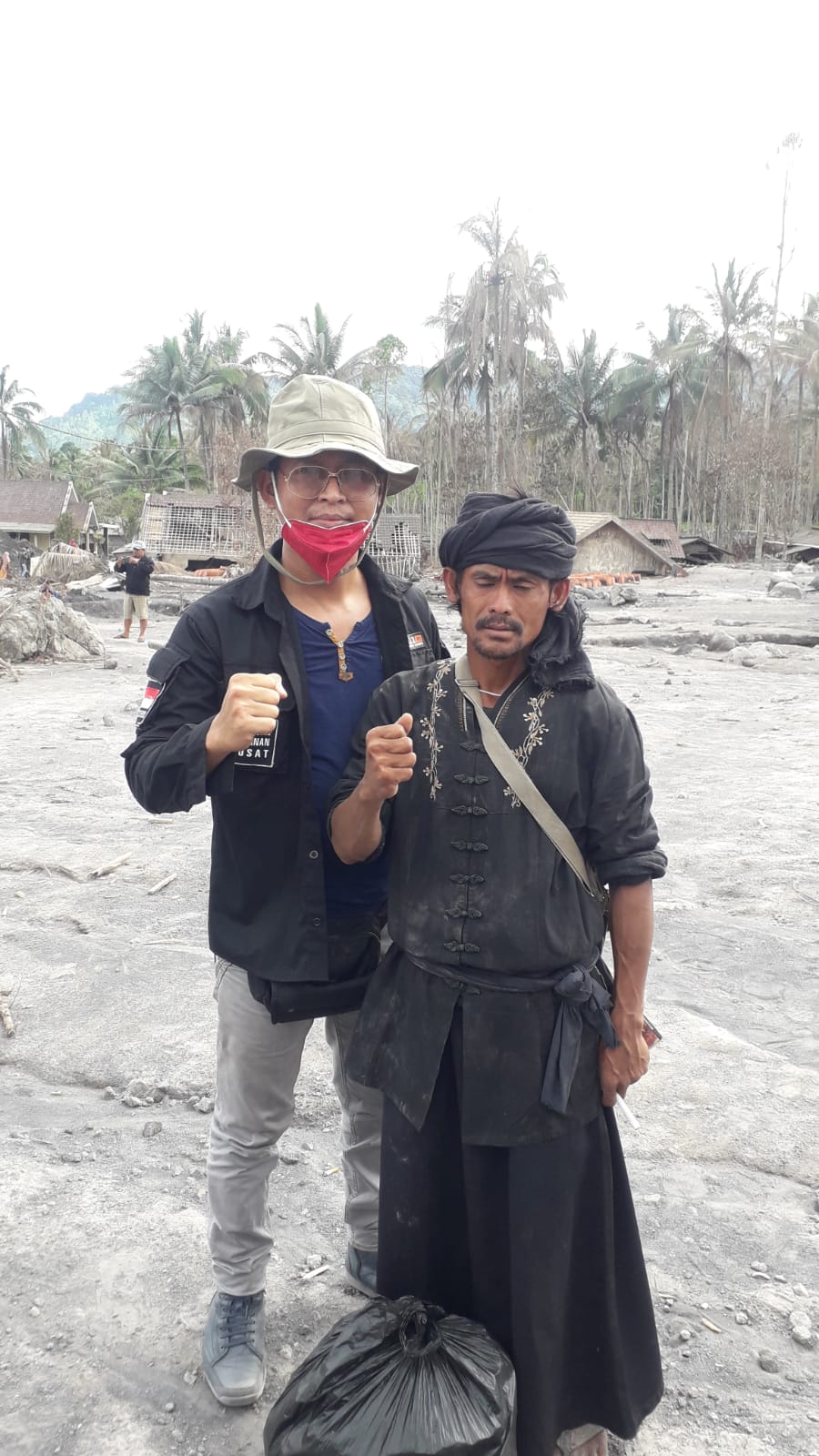 FKMB Peduli, Antarkan Bantuan Langsung ke Lereng Semeru