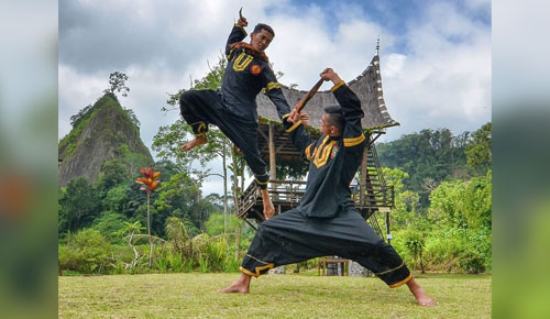 IKM Jagakarsa Hadirkan Silek Harimau Praktis untuk Anggotanya