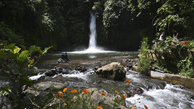 Pesona Air Terjun Sengkuang di Kesunyian Kepahiang