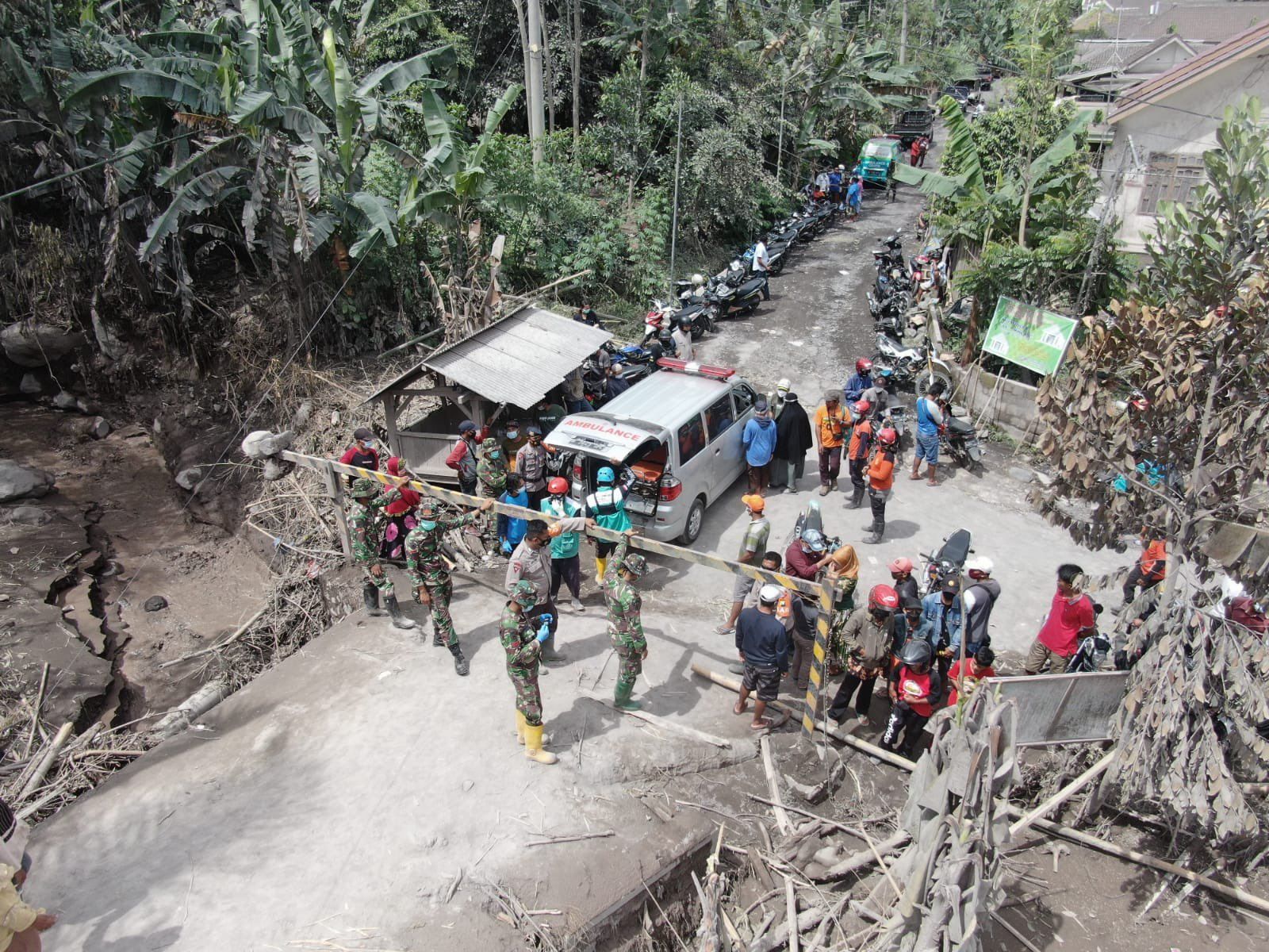 Keganasan Semeru ! 34 Tewas, 4.250 Jiwa Mengungsi