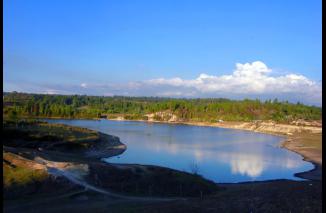 Sidihoni, Pesona Danau di Atas Danau