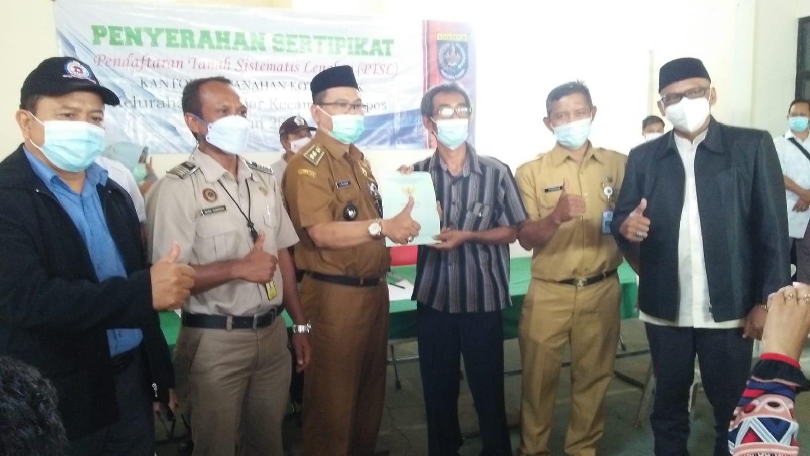 Kelurahan Jatijajar dan BPN Kembali Distribusikan 393 Buku Sertipikat Tanah