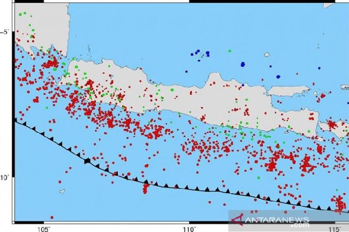 Gempa M 8,7 Berpotensi &quot;Hajar&quot; Selatan Jawa
