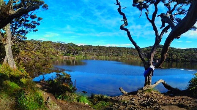 Telaga Dewi, Sepotong Surga di Puncak Gunung Singgalang