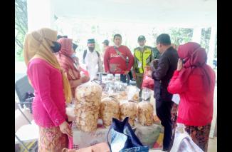 Olahan Kimpul Hadir di Setiap Kegiatan Kelurahan Jatijajar