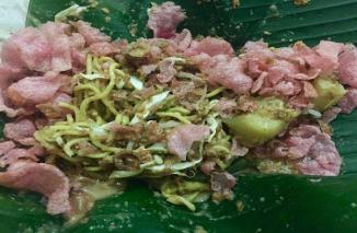 Manjakan Lidah dengan Lotek Padang