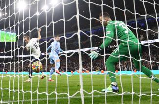 Langkah City Dijegal Spurs