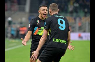 Mulut Besar Mou Dibungkam Inter 2-0 di Coppa Italia