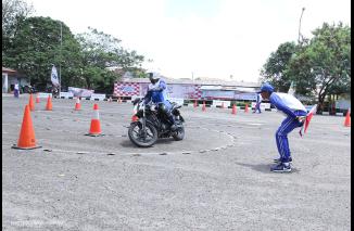 Belajar Motor Bagi Pemula? Begini Tipsnya
