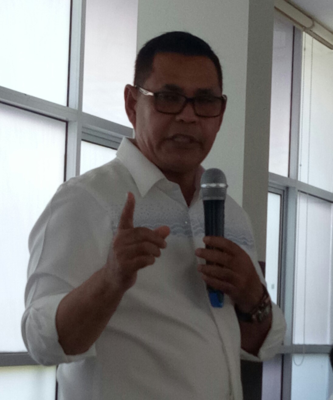 Tak Hadir di Rakor Provinsi : Diingatkan, Epyardi Melawan