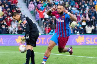 Tundukan Elche, Blaugrana Mulai Mendekat