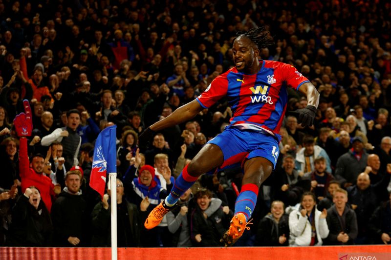 Derby London, Arsenal Dibenamkan Crystal Palace 3-0