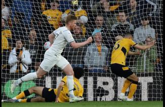 Mengagumkan, Empat Gol De Bruyne "Bunuh" Wolverhampton