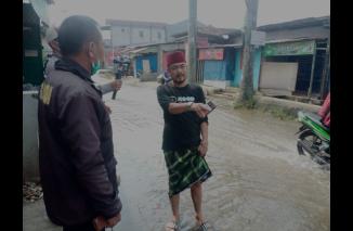 Berada Tak Jauh dari Gedung Budaya Depok, Jalan Keadilan Rawa Denok Selalu Saja Terendam Banjir