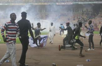 Kerusuhan Penonton di Stadion Nasional Moshood Abiola Berbuntut Denda 2,17 Miliar