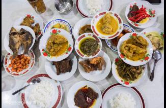 Nasi Kapau dan Nasi Padang, Kuliner Serupa Tapi tak Sama