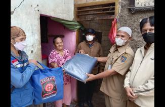Pemkot Depok Bersama Dewan Tinjau Rumah Rusak di Cilangkap