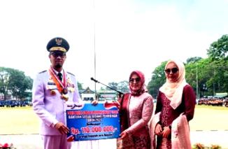 Berkah HUT RI ke-79, CSR Senilai Rp 110 Juta Diterima Pemko Bukittinggi dari Bank Nagari