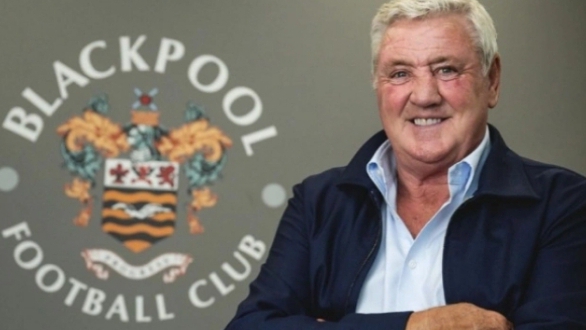 Kejutan dari Kasta Ketiga Liga Inggris, Steve Bruce Tangani Blackpool 