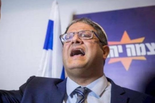 Warga Israel Usir &amp; Lempar Itamar Ben-Gvir dengan Pasir