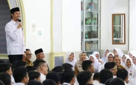 Pelajar di Bukittinggi Disiapkan jadi Generasi Unggul 