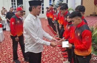 Walikota Lepas 23 Atlet Bukittinggi ke PON XXI Aceh-Sumut