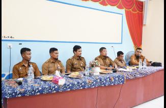 Silaturahmi Camat Mandau Besama Perangkat Kelurahan Babussalam