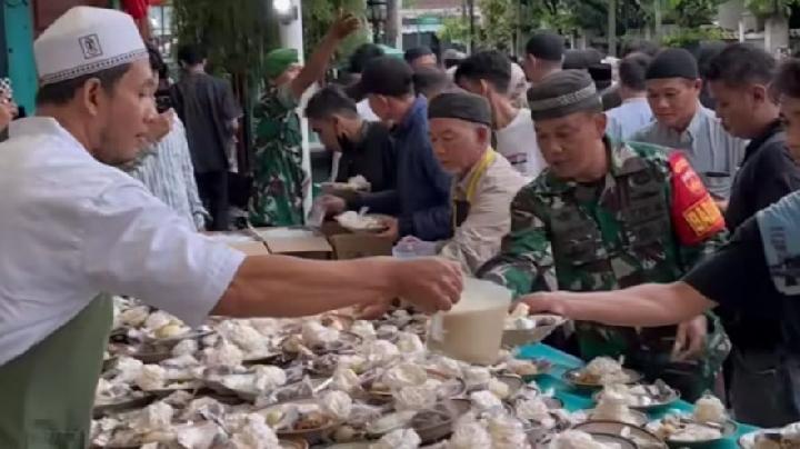 Tradisi Masjid Jogokariyan Yogyakarta Jaga Lingkungan Bebas Sampah saat Momentum Ramadan