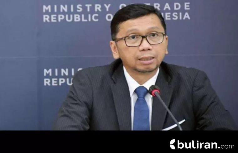 Direktur Jenderal Perundingan Perdagangan Internasional, Djatmiko Bris Witjaksono, dalam acara konferensi pers di Kantor Kementerian Perdagangaan, Jakarta, Senin (21/4/2025).