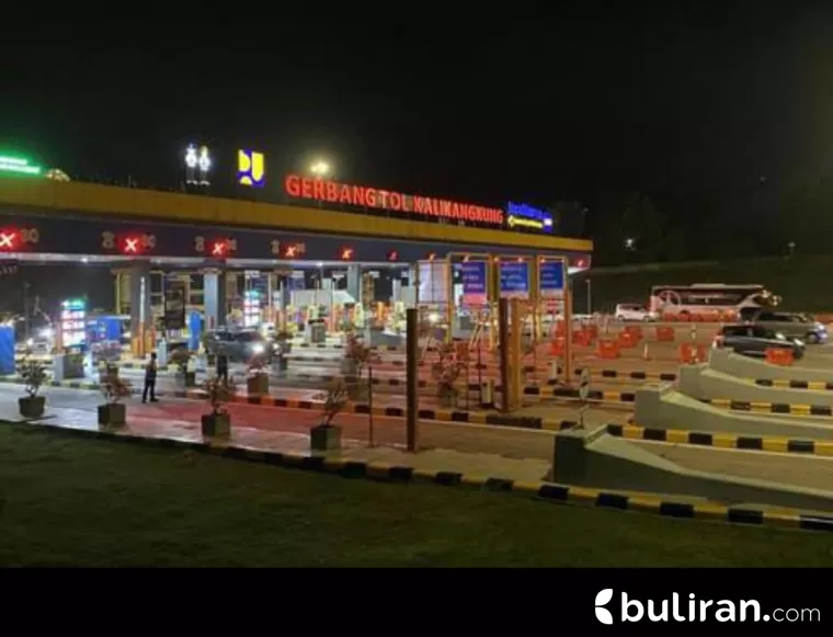 Tol Kalikangkung-Brebes berlakukan one way saat arus balik Lebaran.